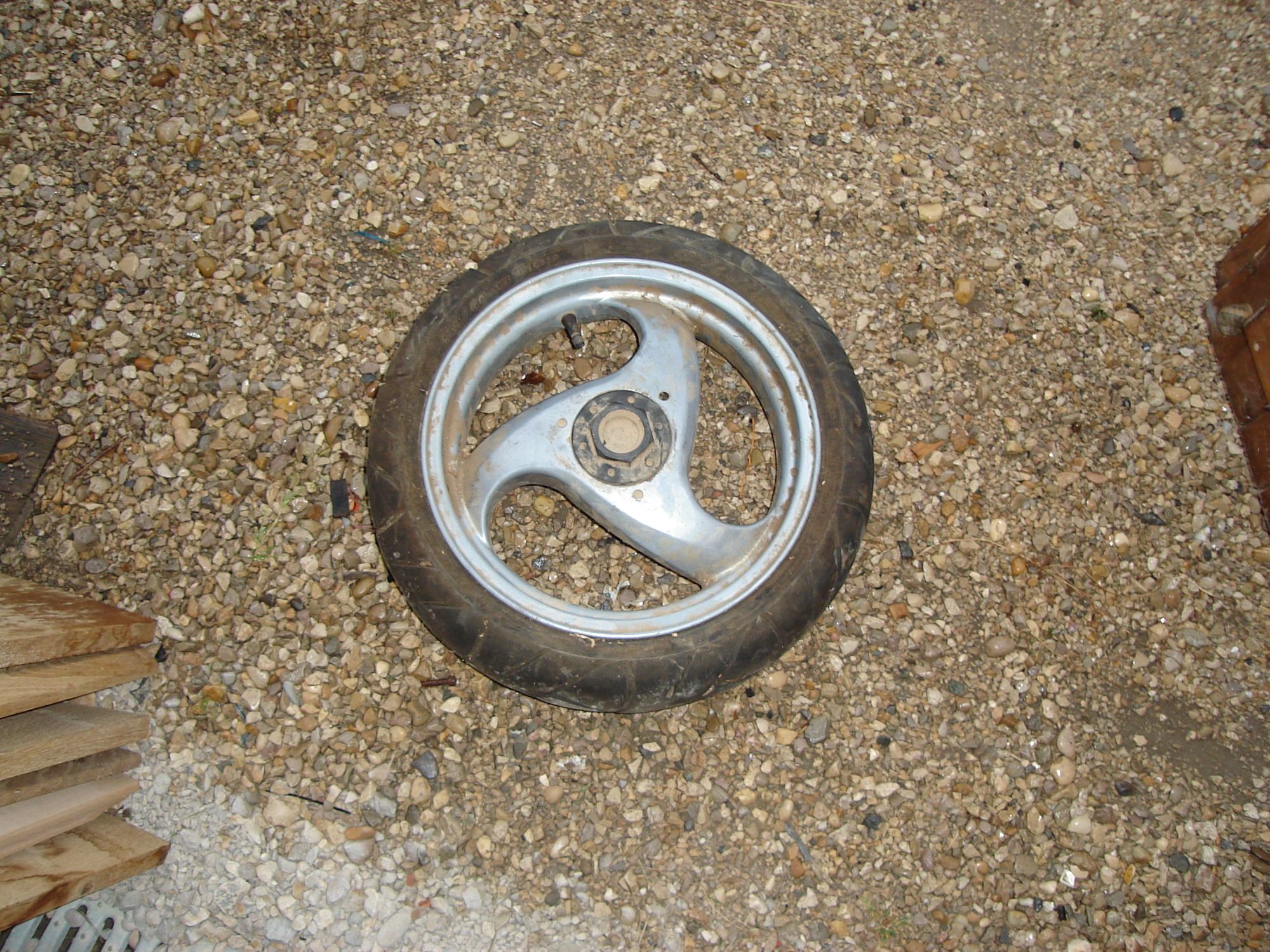 2 roues scooteer complète avec pneu 13 pouce taille basse