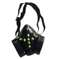 Masque à gaz Pics Fluos 2 bonbonnes factices Antivirus Cosplay Post Apocalyptique Militaire Airsoft Protection Bouche Nez Caoutchouc. Black Sugar Boutique Cosplay Accessoire Déguisement 
