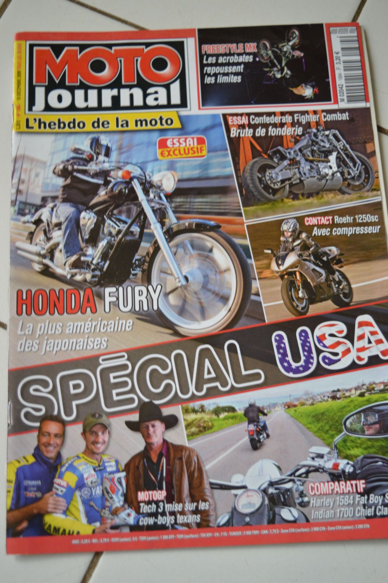 MOTO JOURNAL N°1884 HONDA VT 1300 CX FURY ★ HARLEY FAT BOY ★ ROEHR 1250 SC 2009