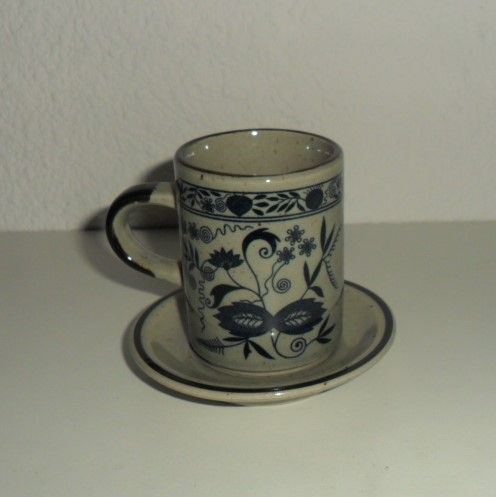 petite tasse avec coupelle vintage