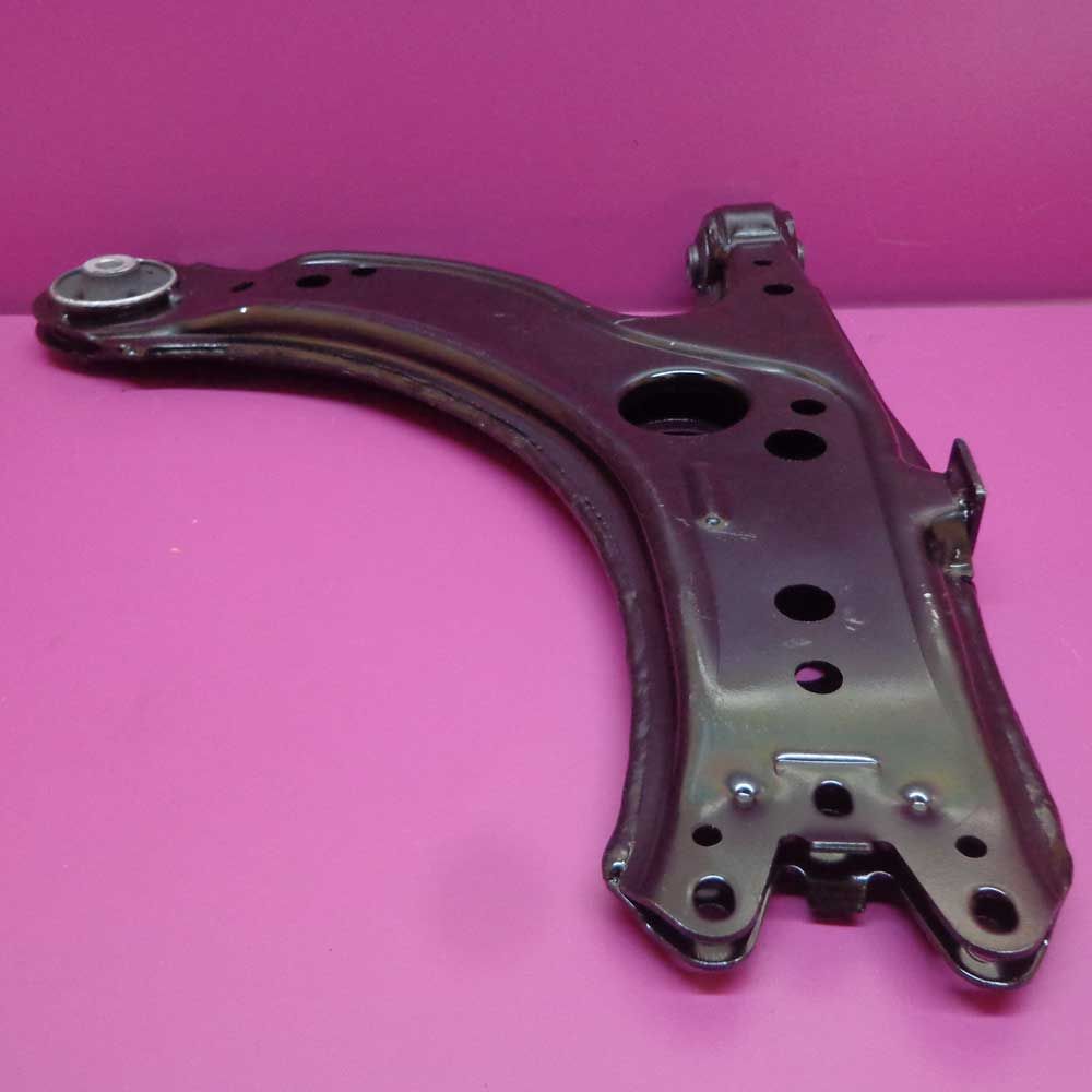 1 Bras De Suspension Triangle Avant Droit / Gauche Pour Seat Leon 1.6