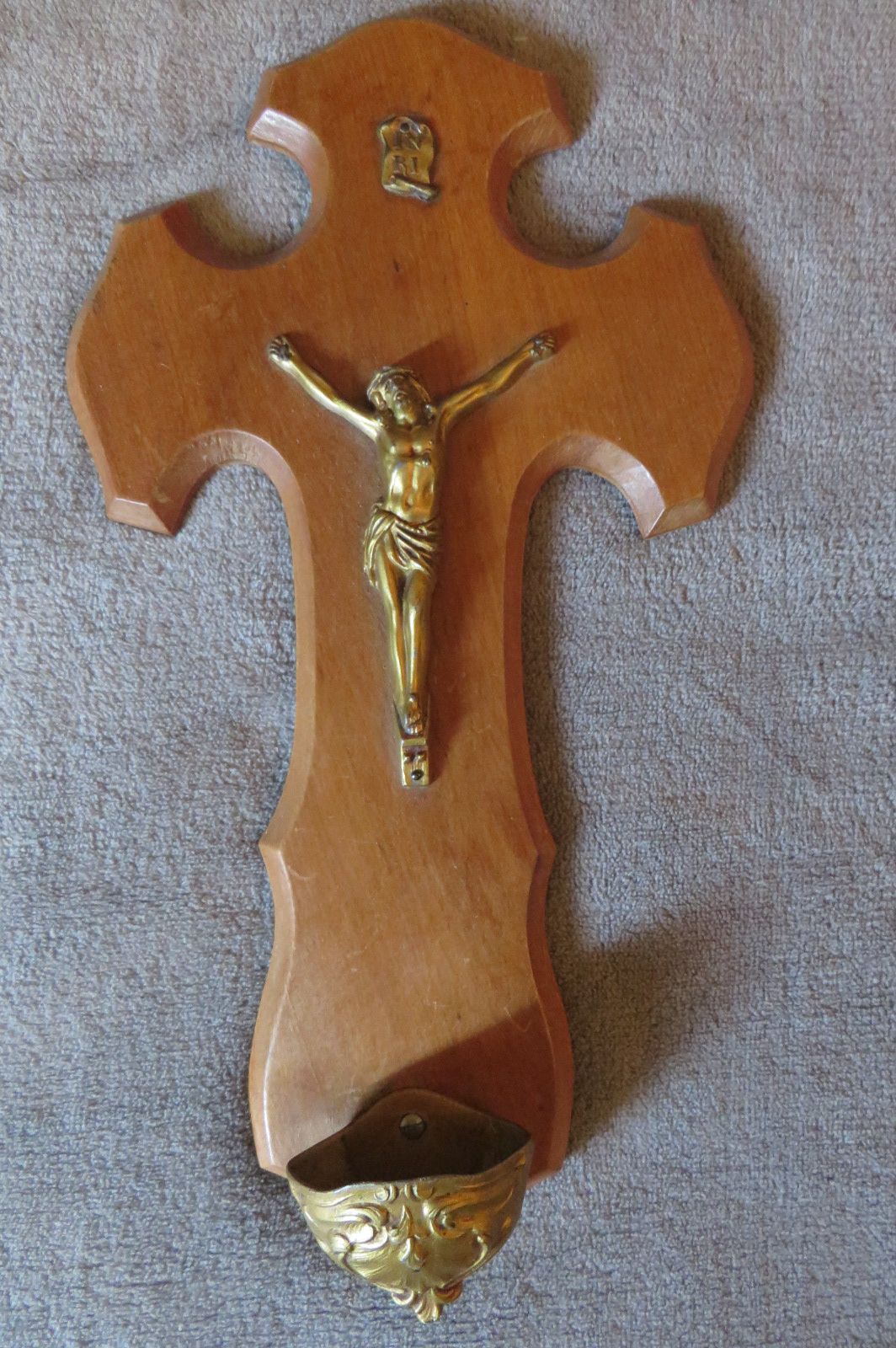 ancien crucifix Christ en bronze