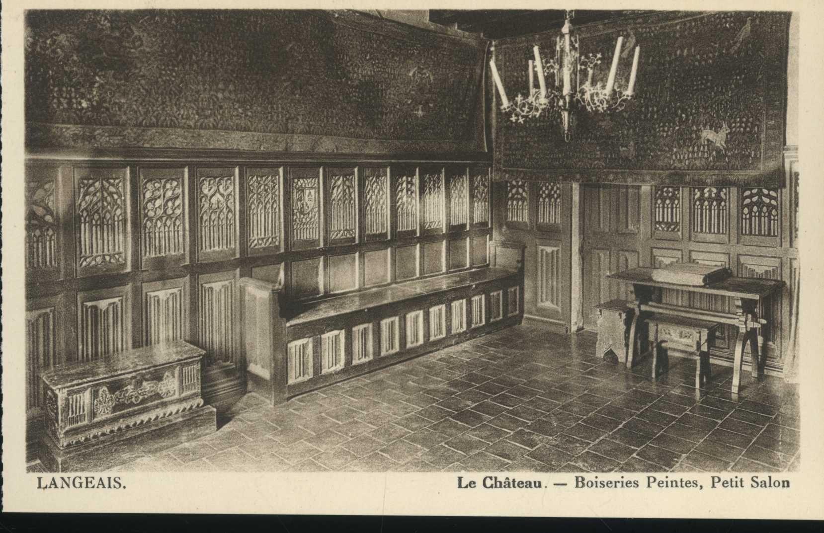 CARTE POSTALE de Langeais (Indre et loire) Le Château : Boiseries peintes, Petit Salon