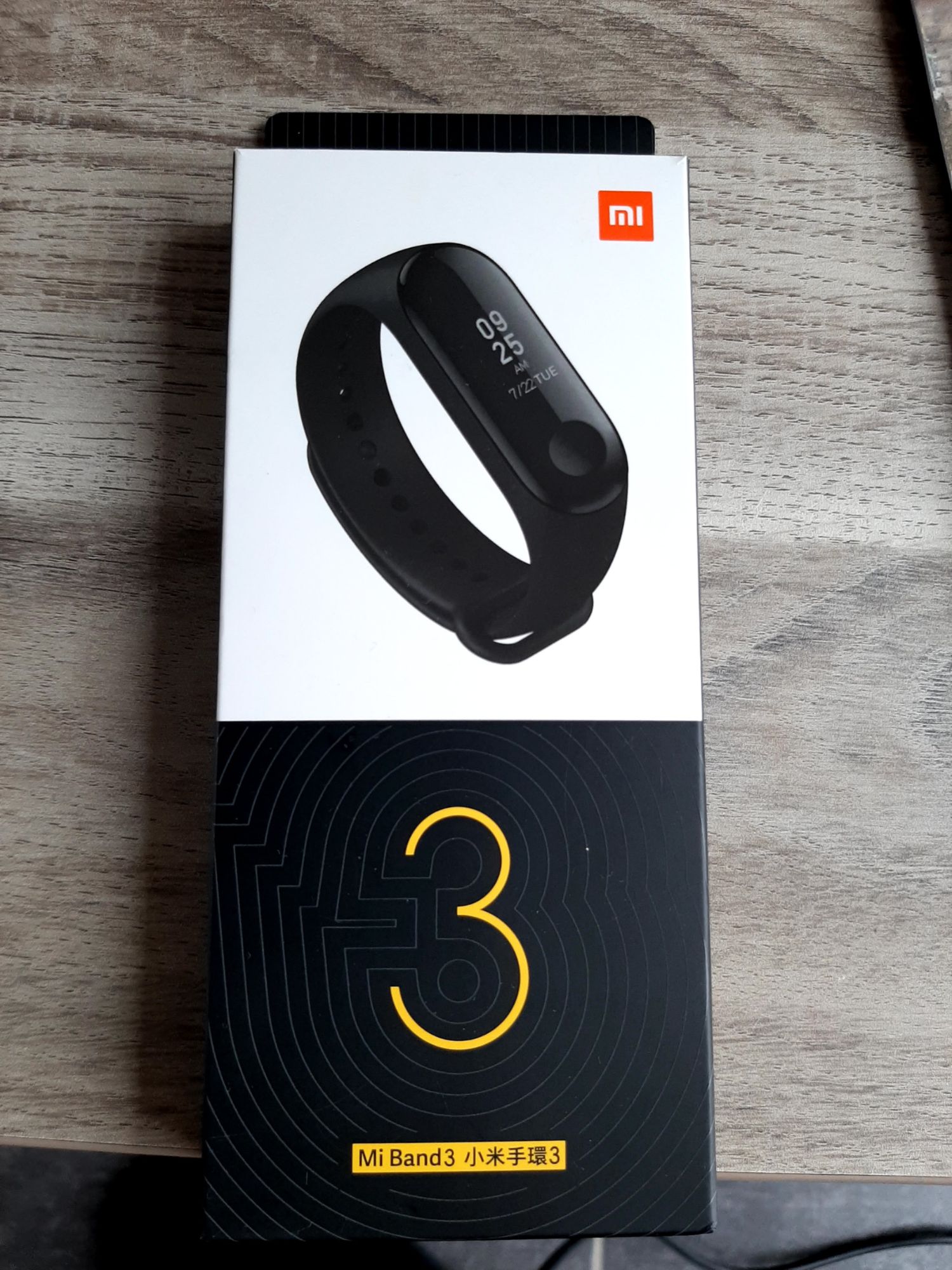 Xiaomi Mi Band 3 - Tracker d'activités - noir - bracelet 155-216 mm - affichage 0.78" - monochrome - Bluetooth - 20 g