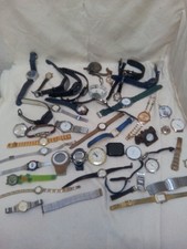 LOT DE MONTRES ET PIECES DE MONTRES DIVERS