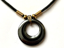 COLLIER pendentif Hématite