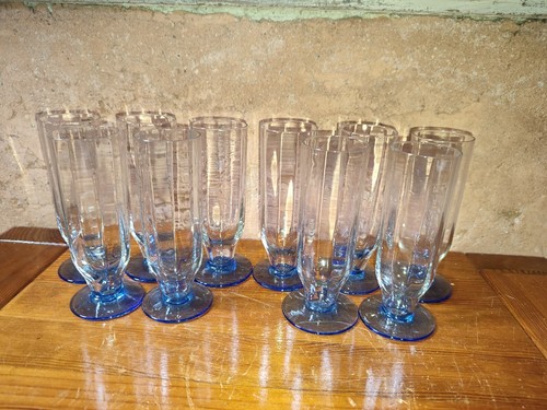 Flutes champagne en - à,