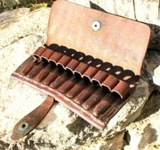 ancienne cartouchière militaire en cuir