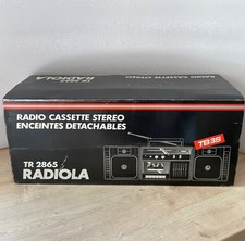 Radio cassette vintage , boombox RADIOLA TR 286s  Hors service  dans sa boite