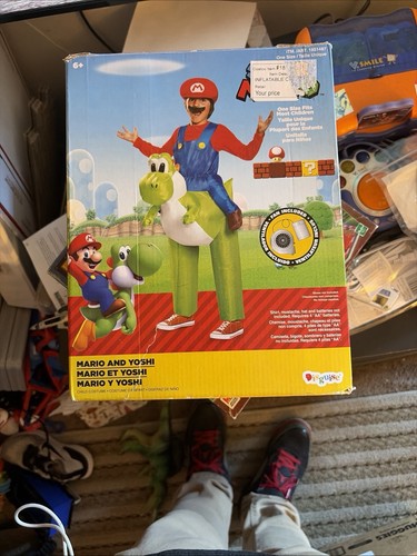 Super mario and yoshi - mario,
