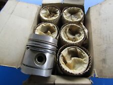 6 Pistons Hepolite pour: Ford: Camion 2708E et 2703E Diamètre: 3.9370"    594502