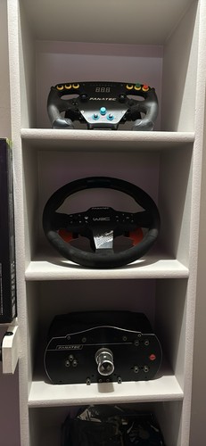 Fanatec sim racing bundle - racing,