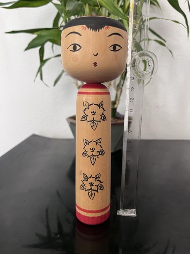 Kokeshi style nakanosawa - kokeshi,