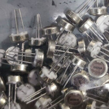 50 trimmers / résistances ajustables 200K référence 82PR200K