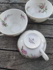 Trois Tasses À Thé En Porcelaine Haviland