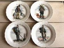 BAVARIA 4 superbes  assiettes  de Collection METIERS DU VIEUX PARIS