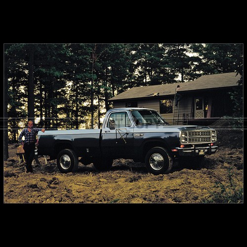 Photo 003048 dodge - a.003048, w200