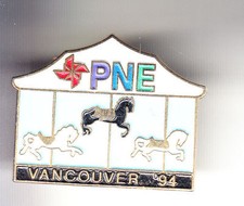 RARE PINS PIN'S .. ART SPECTACLE FORAIN MANEGE CHEVAL BOIS PNE CANADA  ~B4