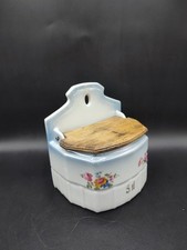 Ancienne boîte à sel en