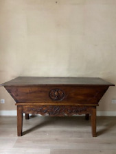 Maie- coffre rustique  Bon état   L 1,40 m