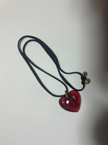 Collier ras cou - du, pendentif