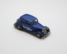 PRALINE - Mercedes 170V Bleue  "Louez Valem"  - 1:87 - Très bon état