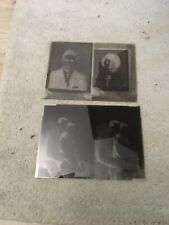 Lot 2 Anciens Negatifs sur Verre Homme Femme Couple Gevaert Ultra Panchro 8000