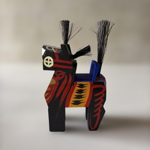 Miharu koma cheval noir - koma,