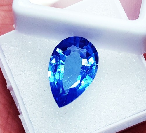 Naturel topaze bleu - 8,