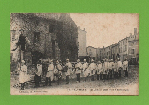 Les cornards fête locale à - les,