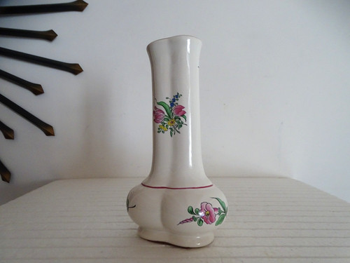Vase trilobé faience - , kg