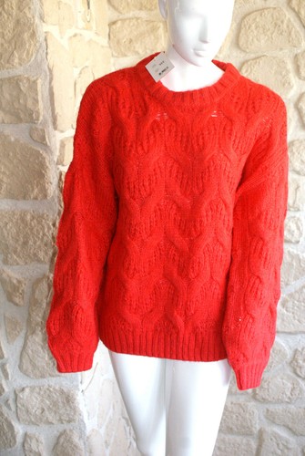 Pull rouge neuf avec laine