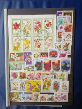 + de 30 Timbres Fleurs & 1