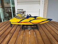 RC BOAT BATEAU RADIOSHACK SEA
