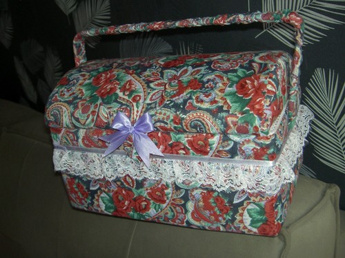 Boite couture travailleuse - couture,