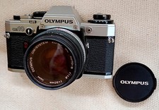 Olympus OM10 format 35mm, objectif Zuiko f1,8, 50mm, + filtre Skylight