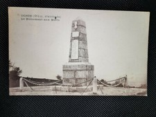 CPA 71 UCHON - Le Monument aux Morts