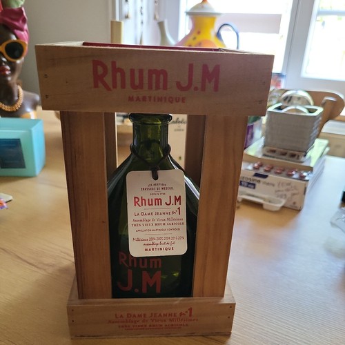 Rhum dame jeanne vide - rhum,