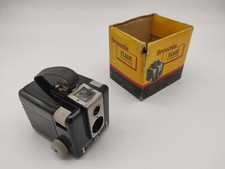 Appareil photo BROWNIE FLASH-  KODAK 1955 avec sa boite d'origine bakélite TBE