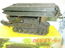 dinky toys Char pont gravé