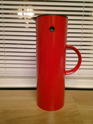 Red stelton em77 vacuum - 1l, jug