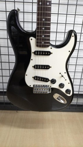 Squier cst used basswood - squier, cst-30
