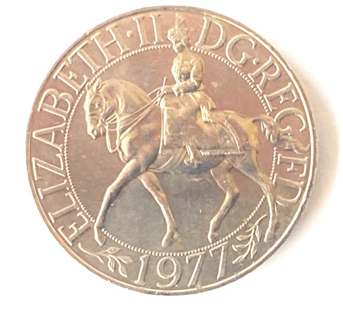 Jolie médaille jubilé reine - jolie,