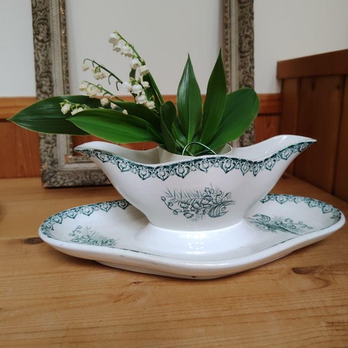 Saucière ancienne française