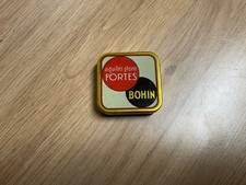 Boite d'aiguilles ancienne