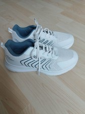 Baskets Blanches Légères Femme Pointure 41 ?