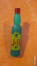 Pin's scotch whisky J&B