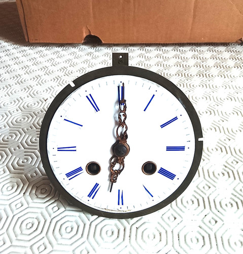 Mouvement de pendule - ,