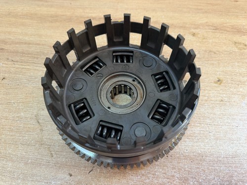 Une cloche embrayage 40g36 - une,