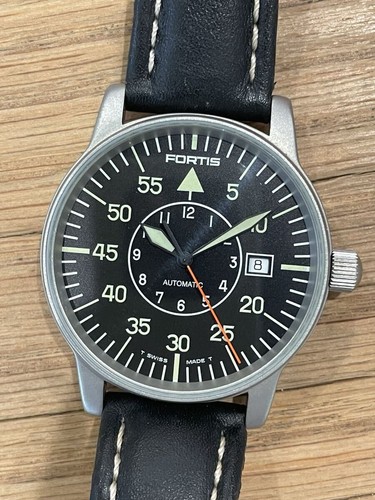 Fonctionne montre - fonctionne,,